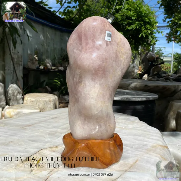 Trụ đá thạch anh hồng 11.5kg, cao 40.5cm x ngang 20cm x dày 14cm - T444