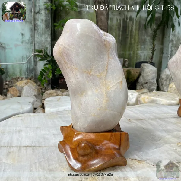 Trụ đá thạch anh hồng 6.5kg, cao 32cm x ngang 15cm x dày 13cm - T458