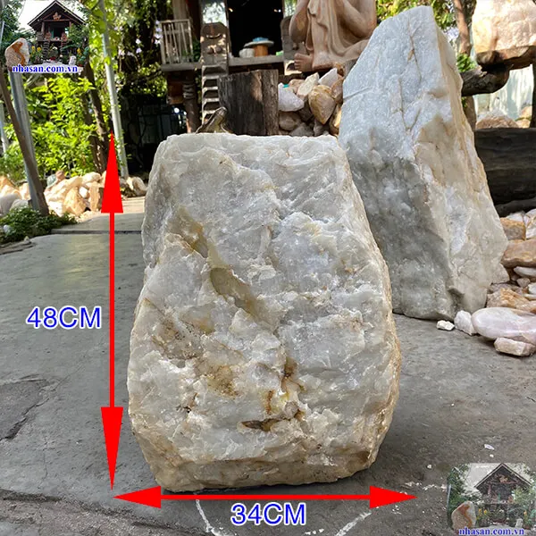 Đá thạch anh trắng thô khối 82kg-K162