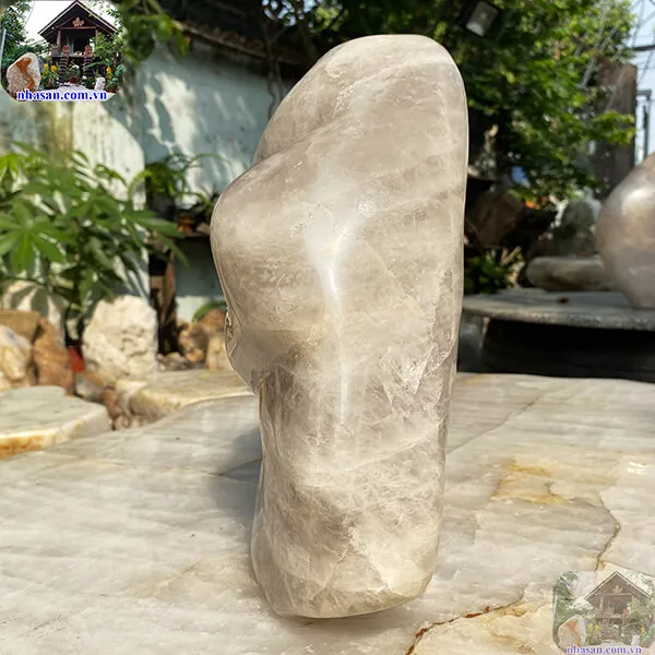 Trụ thạch anh trắng 100% tự nhiên 9.7kg, cao 30cm x ngang 18cm x dày 12cm - T698
