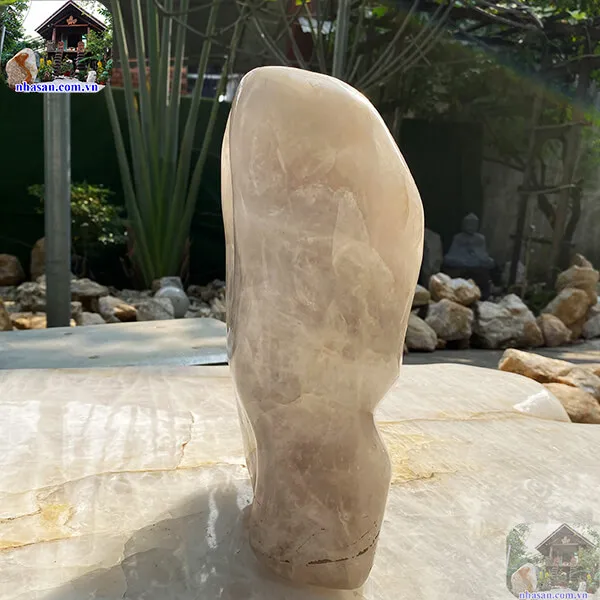 Trụ thạch anh trắng 100% tự nhiên 9.7kg, cao 30cm x ngang 18cm x dày 12cm - T698