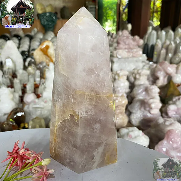 Trụ lục giác thạch anh hồng 1.7kg-T595