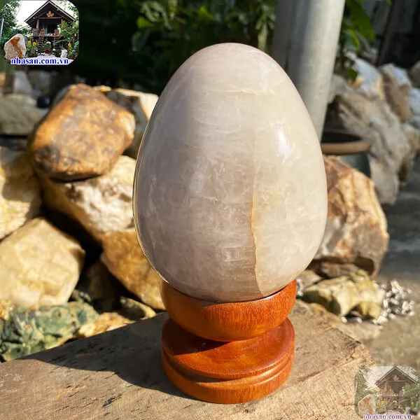  Trứng đá thạch anh phong thủy 1.9kg - Ý nghĩa và công dụng