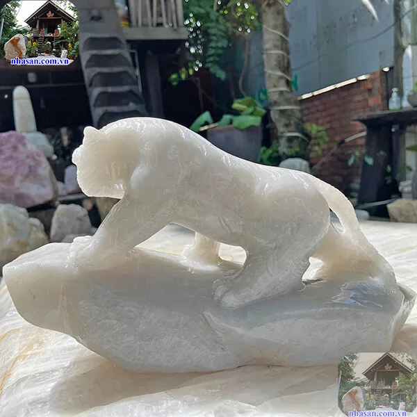 Tượng Bạch Hổ đá thạch anh trắng - Biểu tượng của uy nghiêm, lãnh đạo và quyền lực