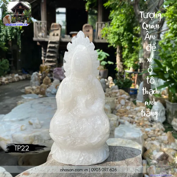 Tượng Quan Âm để xe ô tô nặng 1.27kg, cao 18.5cm x ngang 8.7cm x dày 7.2cm -  TP22