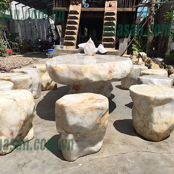 Bàn Đá Thạch Anh  Nguyên Khối