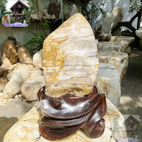 Trụ đá canxedon tự nhiên 6.9kg-CXD108