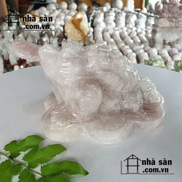 Cóc ba chân thạch anh hồng 2.1kg-C20