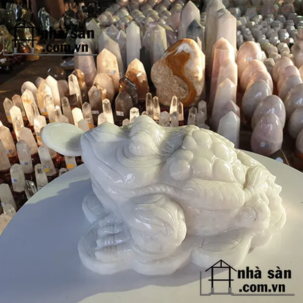Cóc ba chân thạch anh trắng 8.2kg-C05