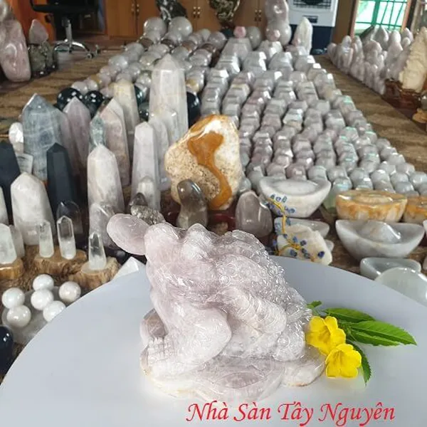 Cóc tài lộc (thiềm thừ) 3.7kg-C02 đá thạch anh hồng