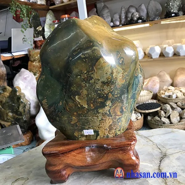 Trụ đá canxedon tự nhiên - Bức tranh thủy mặc khi chiều tà