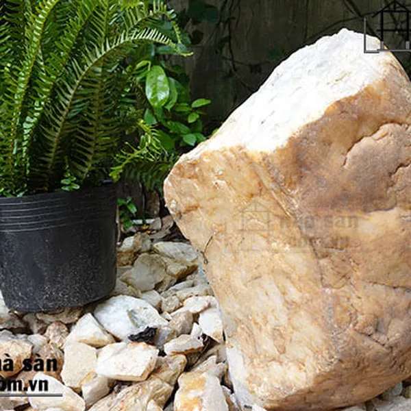 Đá Thạch Anh Hồng Nguyên Khối Phong Thuỷ K10