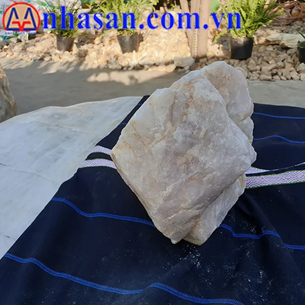 Đá thạch anh hồng thô khối 12.2kg-K8