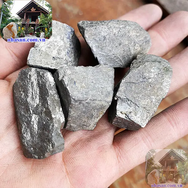 Đá vàng găm tự nhiên xử lý những tia ác xạ xấu