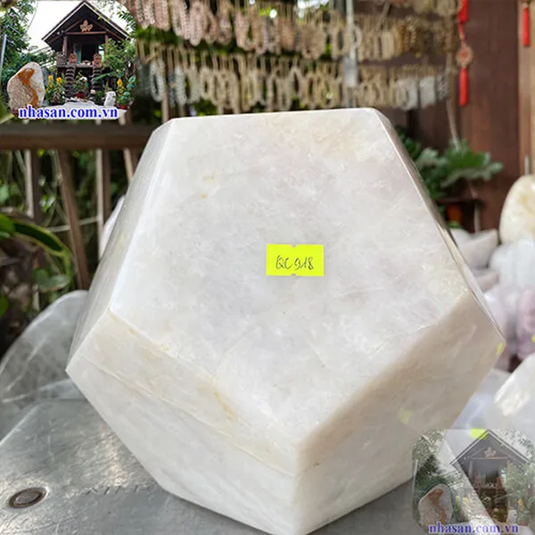 Quả cầu 12 mặt đá thạch anh 18cm-11.2kg-QC918