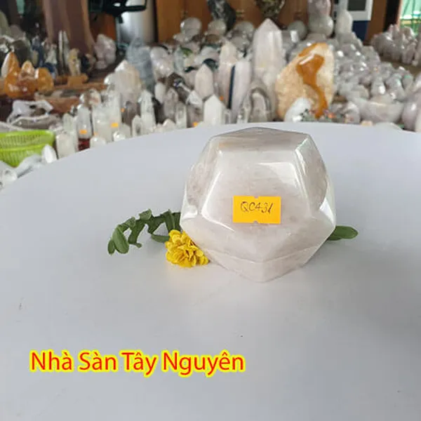 Quả Cầu 12 Mặt 7.5cm-0.6kg Đá Thạch Anh Hồng Tự Nhiên QC431