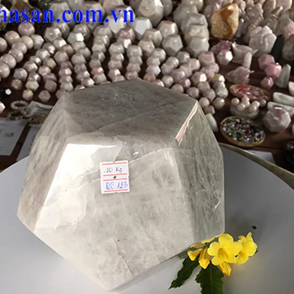 Quả cầu 12 mặt 22cm-10kg đá thạch anh tự nhiên phong thủy QC123
