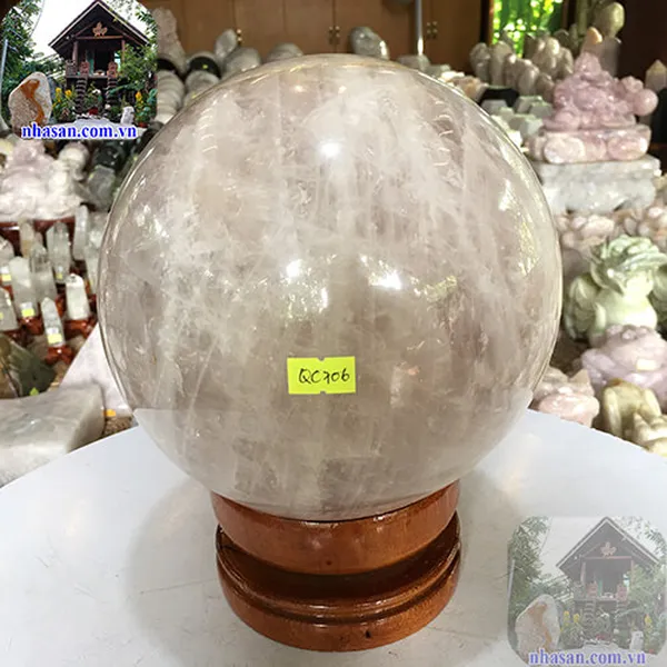 Quả cầu đá thạch anh hồng cho mệnh Hỏa và mệnh Thổ - 9.8kg - 19cm - QC706