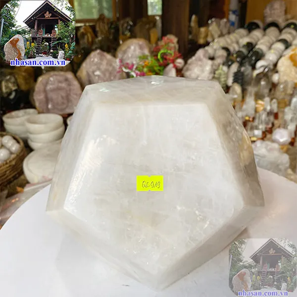 Quả cầu thạch anh 12 mặt 13kg - 21cm - QC919