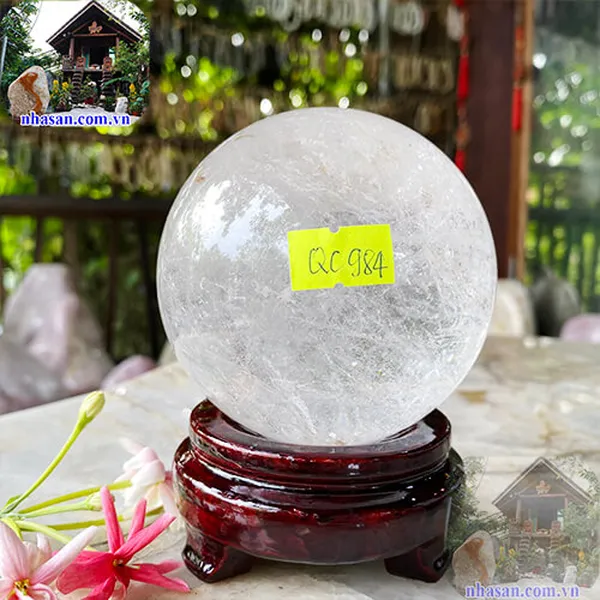 Quả cầu thạch anh tinh thể 9cm-0.98kg tự nhiên phong thủy trang trí bàn làm việc