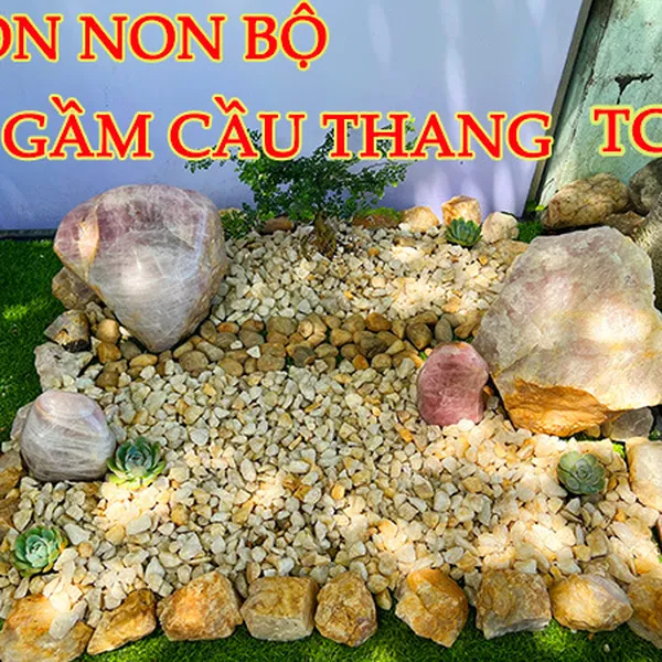 Tiểu cảnh hòn non bộ dưới gầm cầu thang trấn trạch hút vận khí tốt TC10