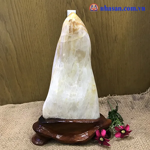 Trụ thạch anh bông vàng 6kg, cao 30cm x ngang 15cm x dày 16cm - TAV29