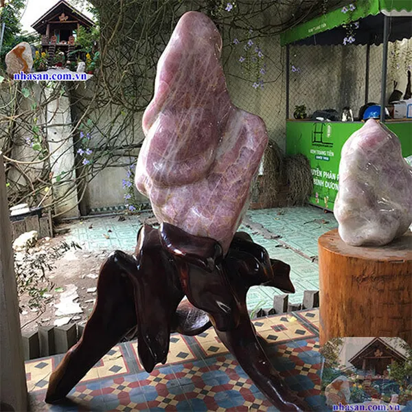 Trụ đá thạch anh hồng 118kg-T425