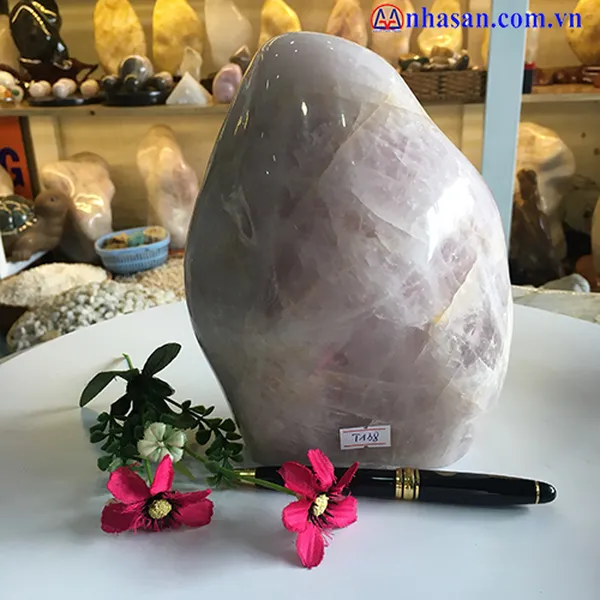 Trụ đá thạch anh hồng 4kg-T138