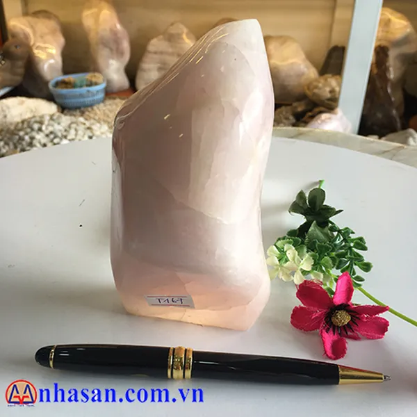 Trụ đá thạch anh hồng 1kg-T167