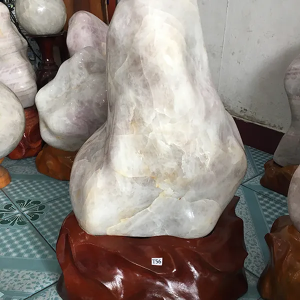 Trụ đá thạch anh hồng 71.5kg, cao 62cm - T56