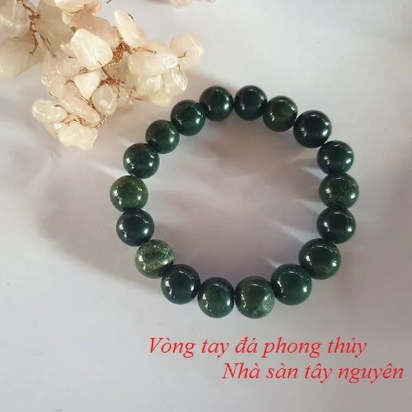 Vòng tay đá canxedon xanh phong thủy