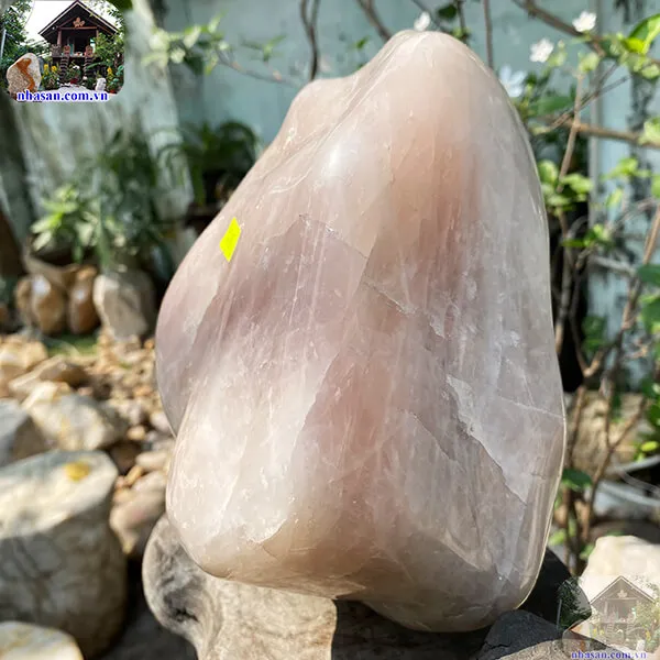Trụ thạch anh hồng 8kg, cao 21cm x ngang 20cm x dày 12cm - T695