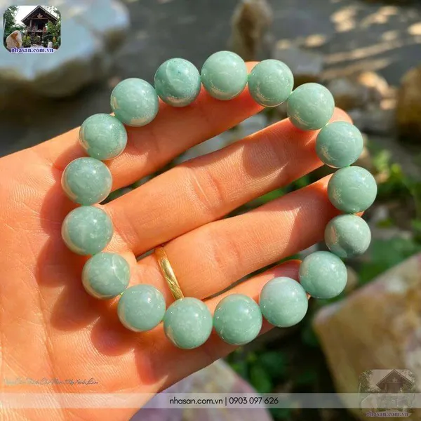 Vòng cẩm thạch cho nam 12ly