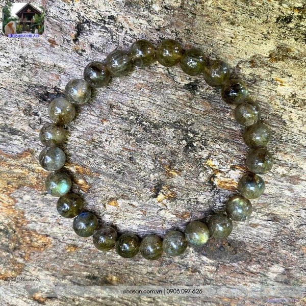 Vòng đá moonstone 8ly