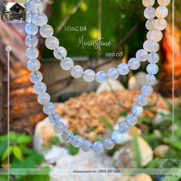 Vòng đá moonstone đeo cổ 7ly