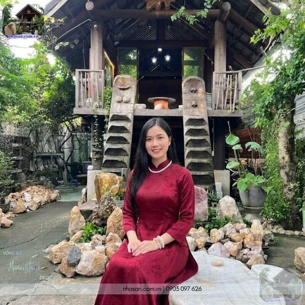 Vòng đá moonstone đeo cổ 7ly