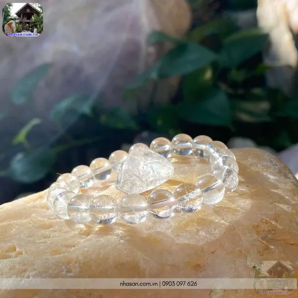 Vòng đá thạch anh tinh thể 8ly