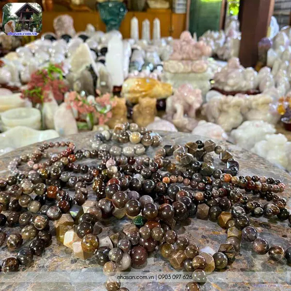 Vòng đeo tay gỗ hóa thạch 17ly