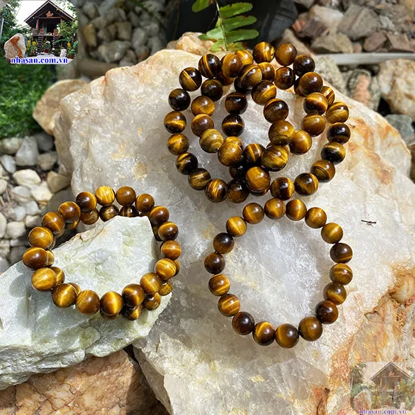 Feng shui tiger eye bracelets