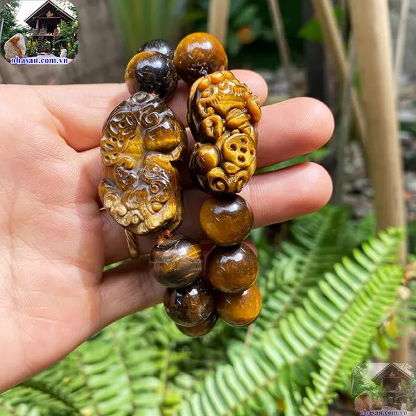 Vòng tay đá mắt hổ vàng nâu mix tỳ hưu - Mang tài lộc, sức khỏe đến cho gia chủ