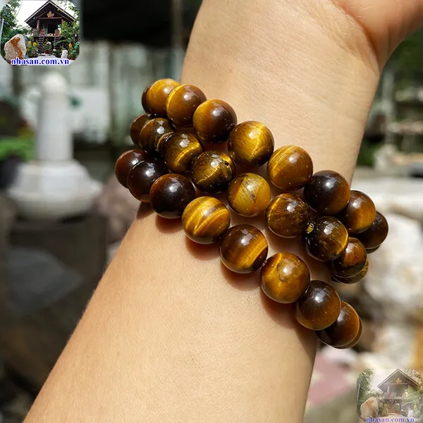 Feng shui tiger eye bracelets