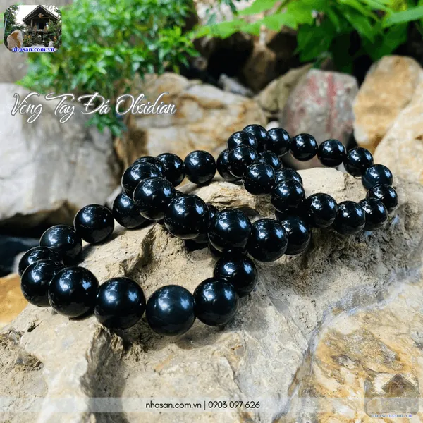 Vòng tay đá obsidian 14ly hút tài lộc, hóa giải xui