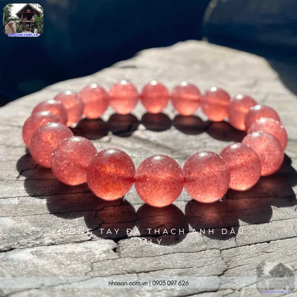 Vòng tay đá thạch anh dâu 11ly