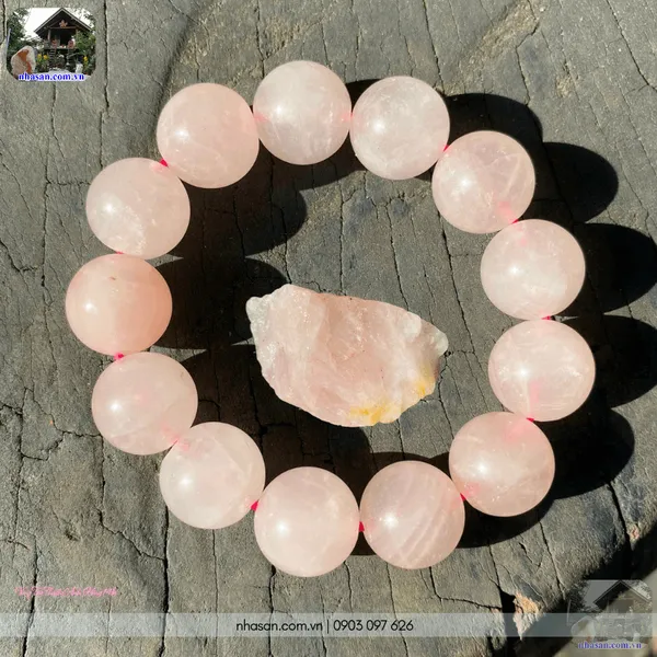 Vòng tay thạch anh hồng 14ly - Biểu tượng của tình yêu vĩnh cửu