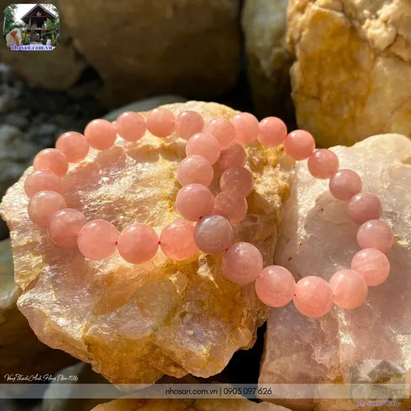 Vòng thạch anh hồng đậm 12ly