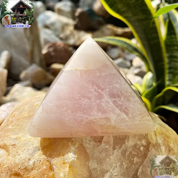 Kim tự tháp đá phong thủy "thần khí" mang lại may mắn, tài lộc