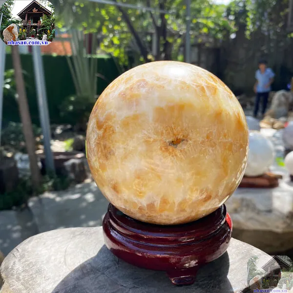 Quả cầu thạch anh vàng 2.14kg-12cm-QC1269