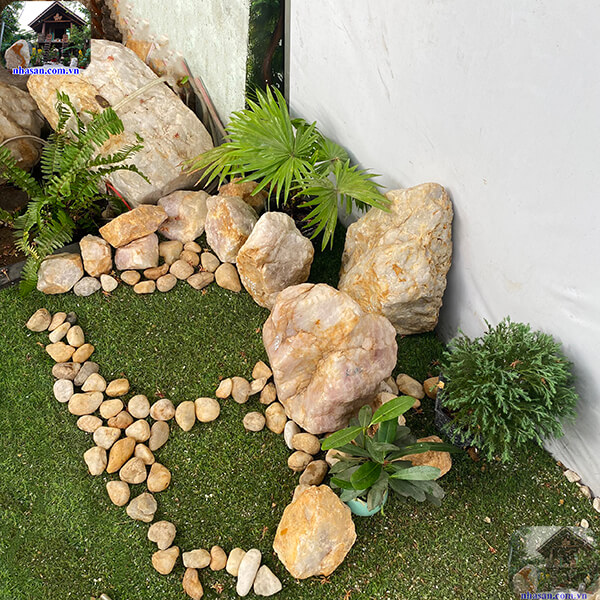 Sử dụng đá thạch anh tự nhiên để trang trí Sử dụng đá thạch anh tự nhiên để trang trí