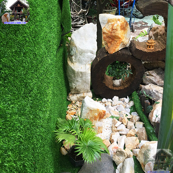 Tiểu cảnh giúp hóa giải góc chết nơi cầu thang Tiểu cảnh giúp hóa giải góc chết nơi cầu thang