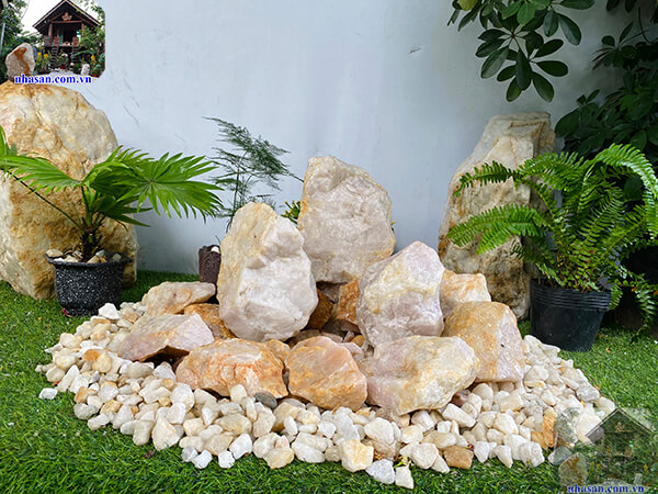 Tiểu cảnh sân vườn đá phong thủy nâng cao địa khí Tiểu cảnh sân vườn đá phong thủy nâng cao địa khí